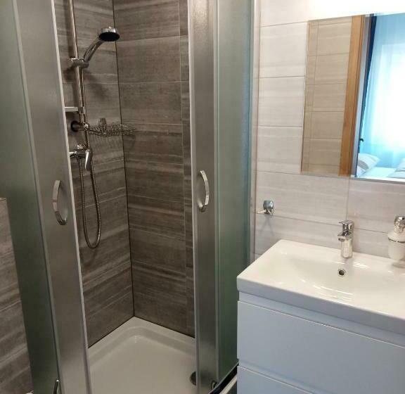 חדר לארבעה סטנדרטי עם מרפסת, Villa Selavi