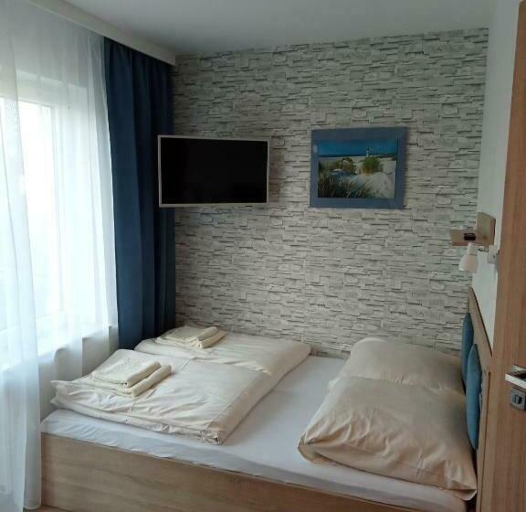 חדר לארבעה סטנדרטי עם מרפסת, Villa Selavi