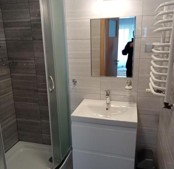 חדר לארבעה סטנדרטי עם מרפסת, Villa Selavi