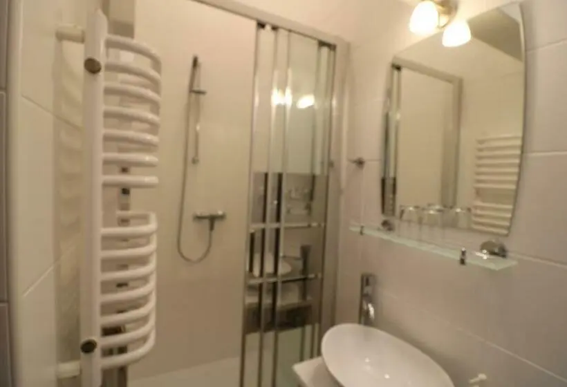 Standard Kolmen Hengen Huone, Villa Sorento