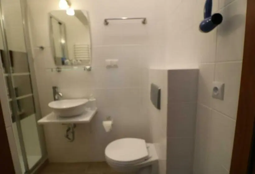 Standard Kolmen Hengen Huone, Villa Sorento
