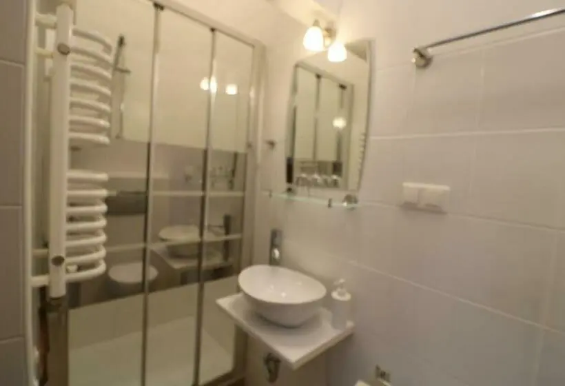 Standard Kolmen Hengen Huone, Villa Sorento