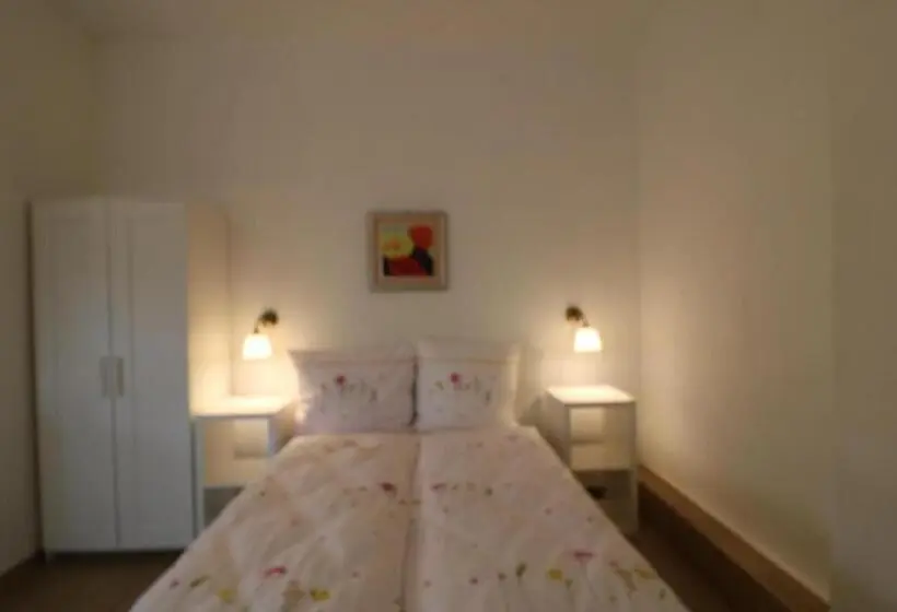 Standard-studio, Villa Sorento