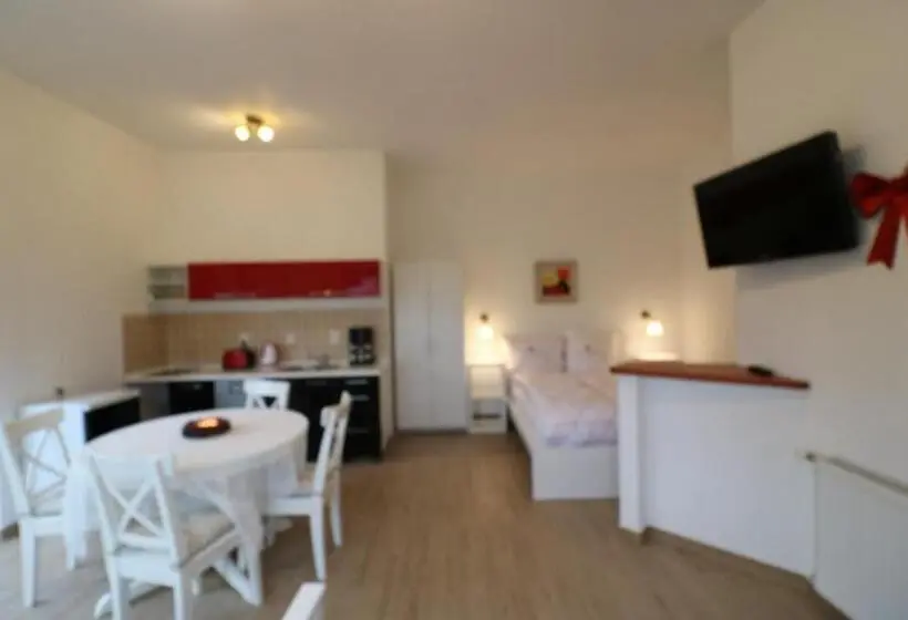 Standard-studio, Villa Sorento