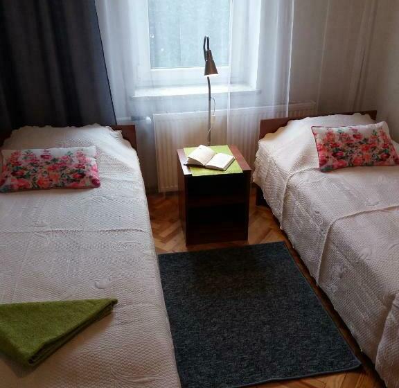 اتاق استاندارد با سرویس بهداشتی مشترک, Villa Tabu