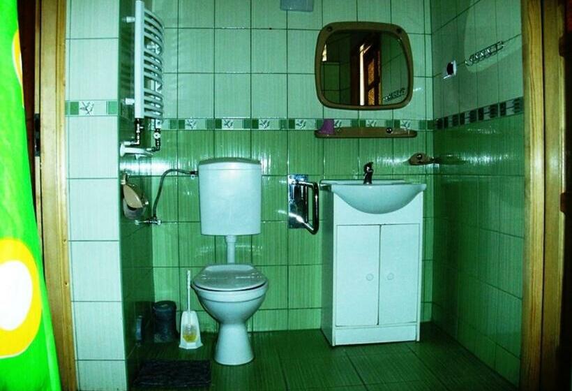 اتاق استاندارد سه نفره, Kompleks Wypoczynkowy Harnaś Ii