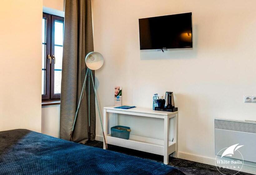 Студия Стандарт, White Sails Solina