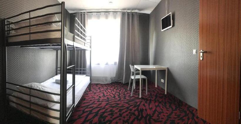 اتاق استاندارد, Loft Car Factory