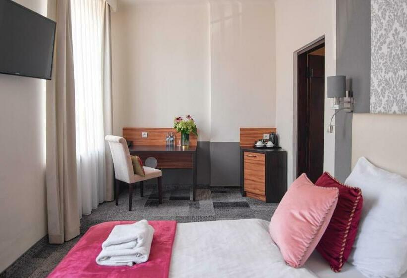 اتاق استاندارد, Morando