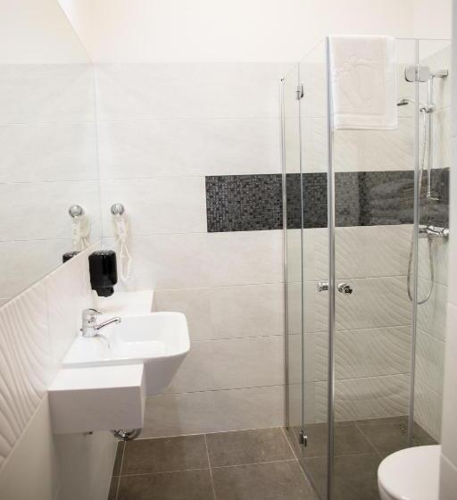 اتاق استاندارد, Morando