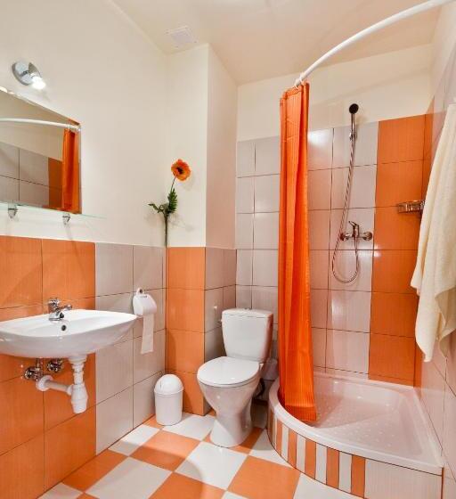 اتاق استاندارد با سرویس بهداشتی مشترک, Relax   Usługi Noclegowe