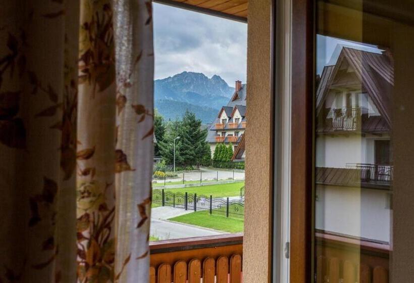 سوییت خانوادگی, Apartamenty I Pokoje Gościnne Nowita