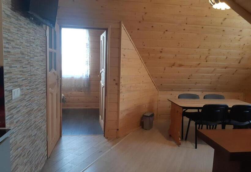 استودیوی استاندارد, Apartamenty I Pokoje Gościnne Nowita