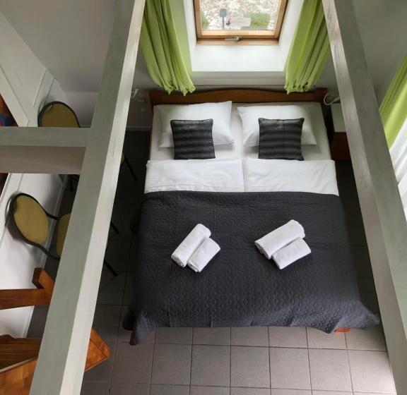 Номер Стандарт с Балконом, Avila Park & Spa