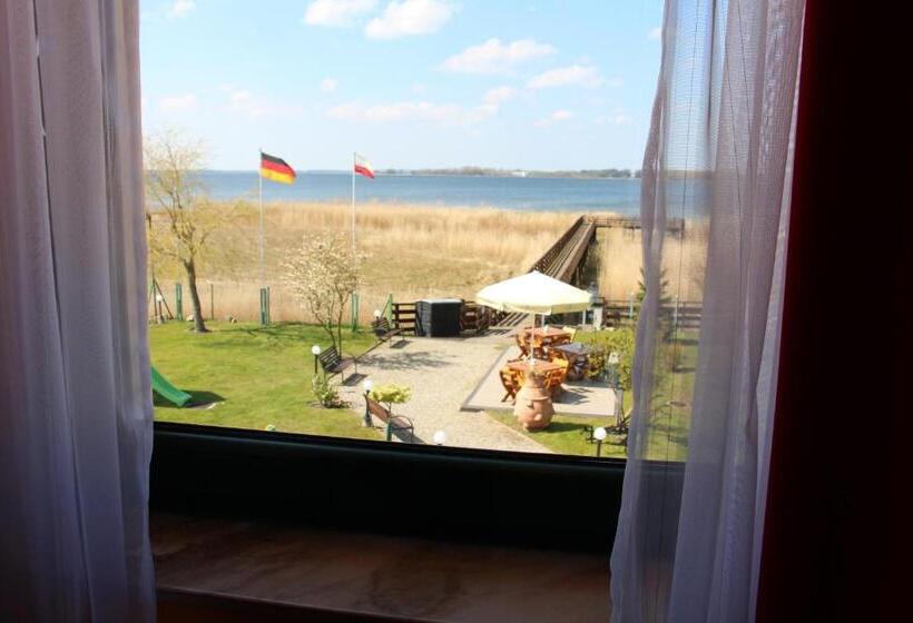 Номер Стандарт Вид на Озеро, Avila Park & Spa