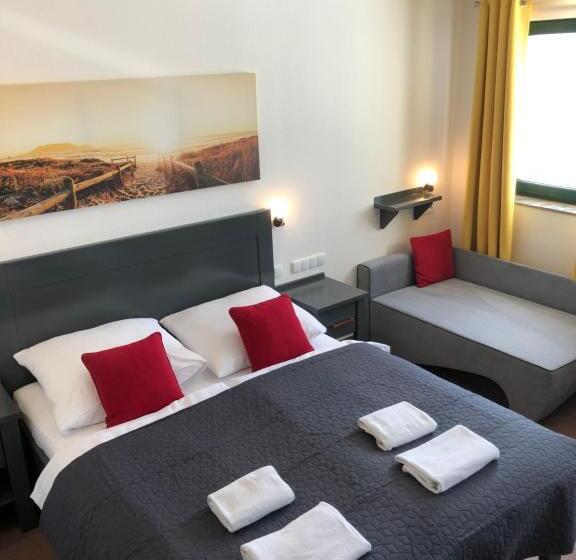 Номер Стандарт Вид на Озеро, Avila Park & Spa