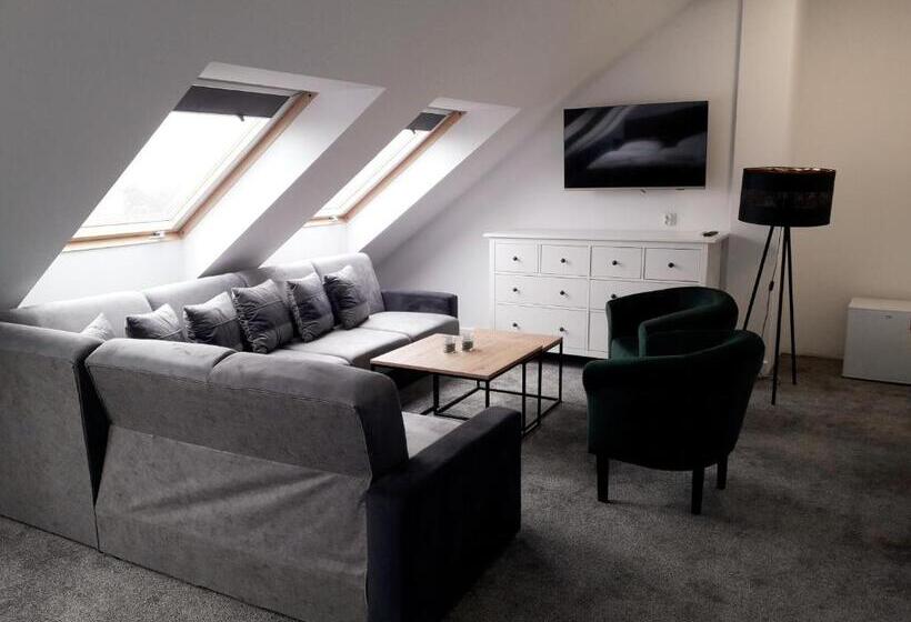 Четырехместный Номер Deluxe, Avila Park & Spa