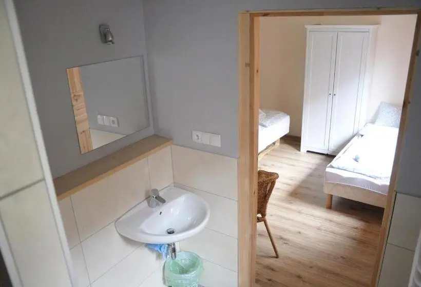 Standard Kolmen Hengen Huone, Babie Lato Bed&breakfast