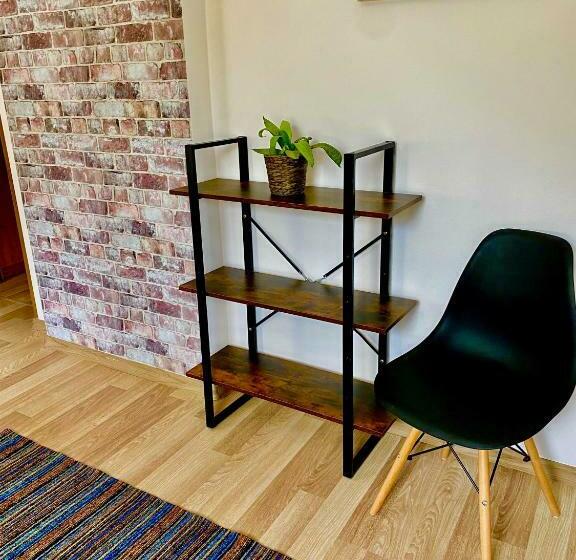 Четырехместный Номер Стандарт, Old Tree Home & Restaurant