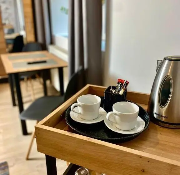 スタンダードルーム, Old Tree Home & Restaurant
