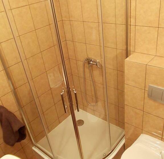 4인용 스탠다드 룸, Pensjonat Paskal