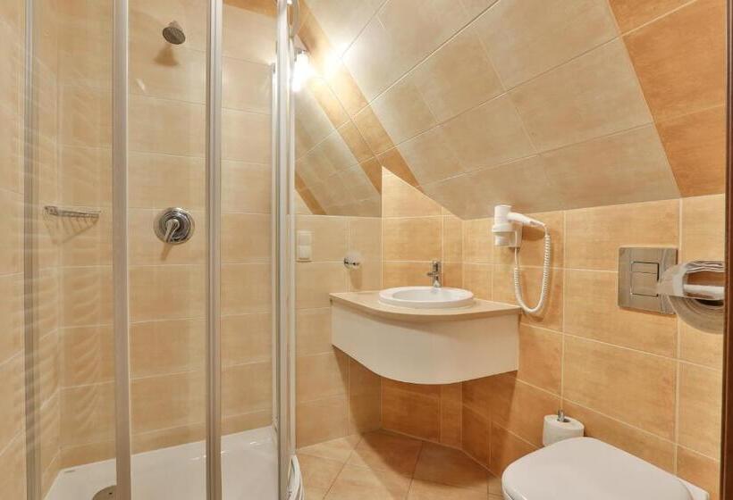 استودیوی استاندارد, Pensjonat Pod Kotelnicą