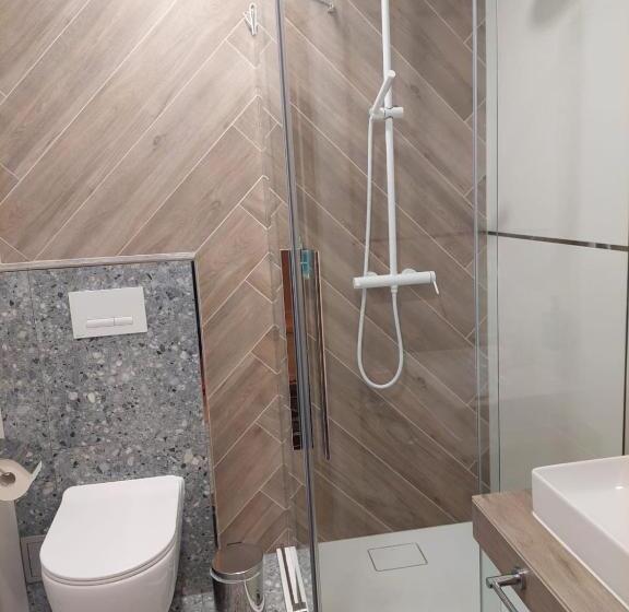 Трехместный Номер Комфорт, Szwajcarka