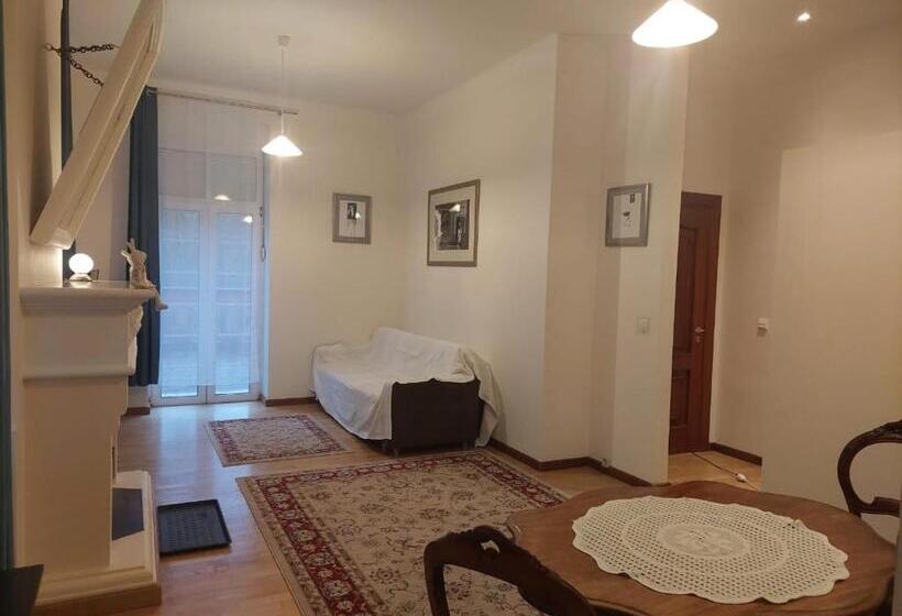 Апартаменты 1 Спальня с Террасой, Szwajcarka