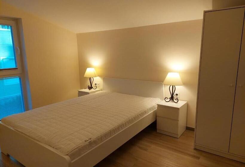 Вилла 2 Спальни, Szwajcarka