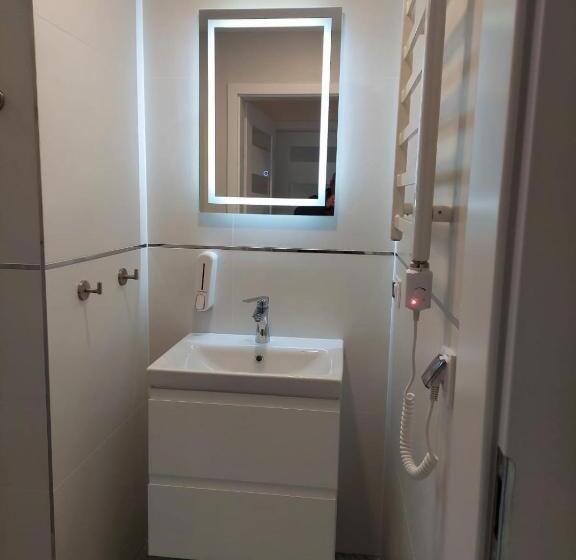 Вилла 2 Спальни, Szwajcarka