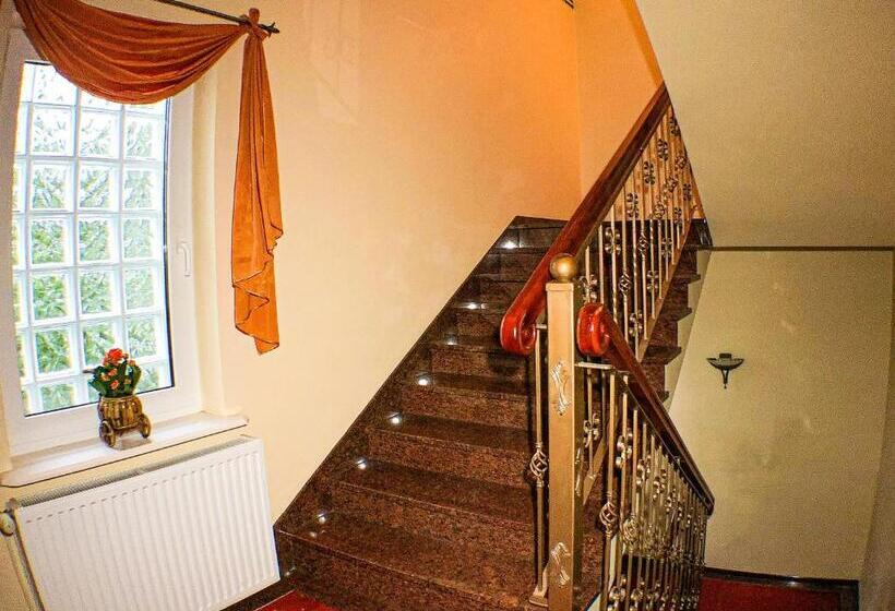 اتاق استاندارد سه نفره, Villa Gemini