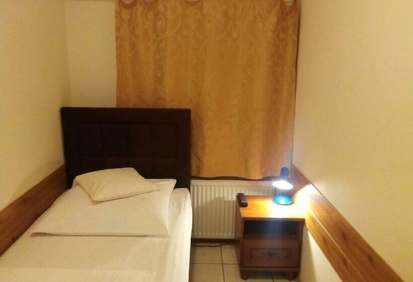 اتاق استاندارد یک نفره, Villa Minerva