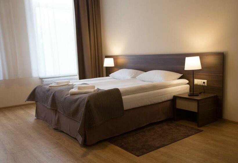 اتاق لوکس, Glas-hotel 3*