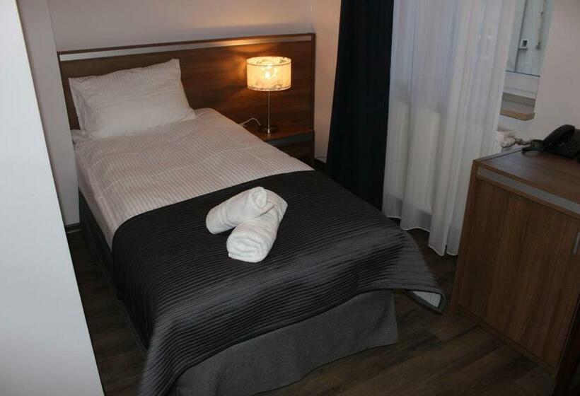 اتاق استاندارد یک نفره, Glas-hotel 3*