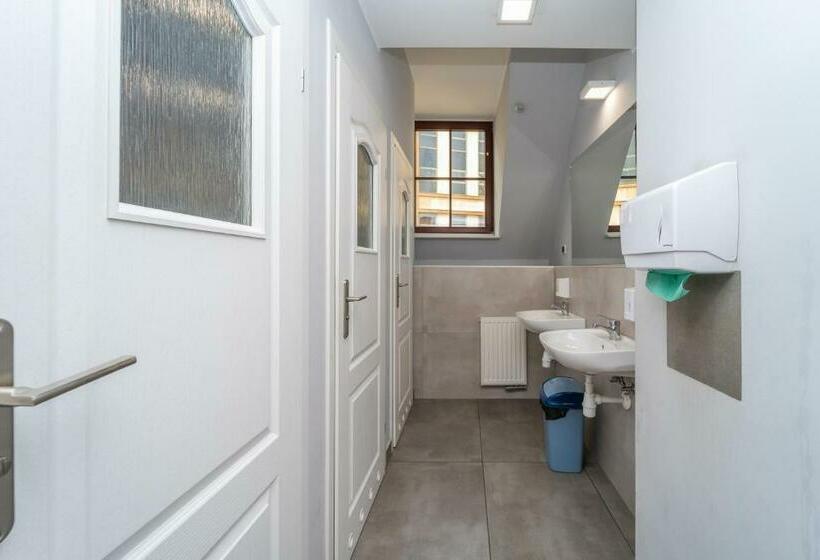 Номер Стандарт Индивидуальный, Hostel Universus