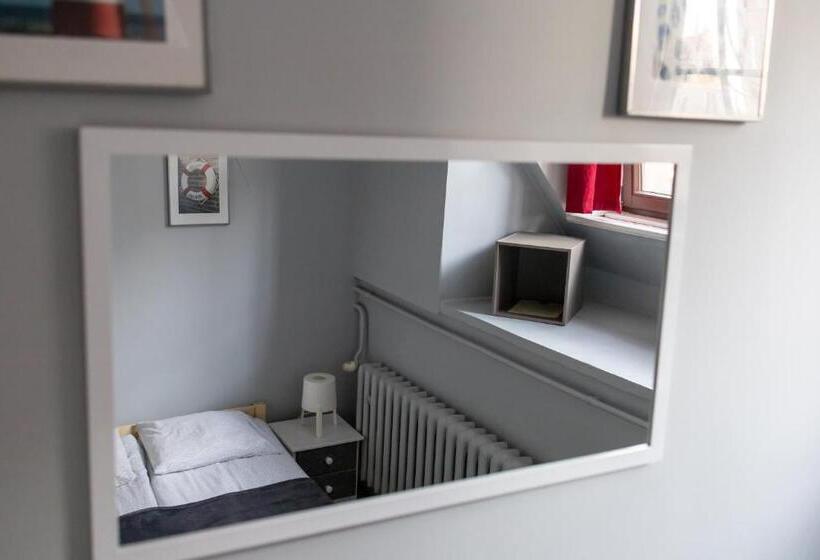 Стандартный Номер Кровать Кинг, Hostel Universus