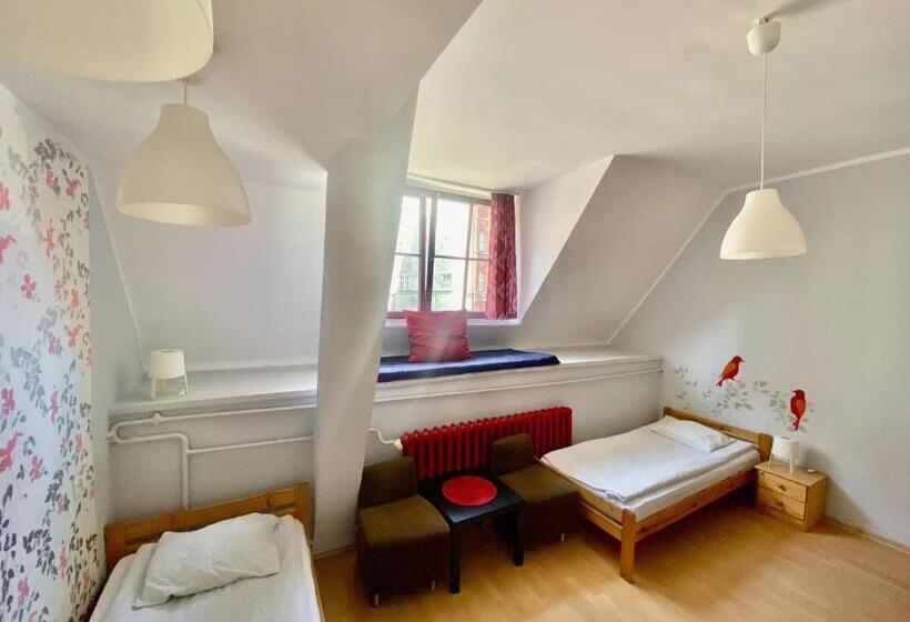 Кровать в Общей Комнате, Hostel Universus