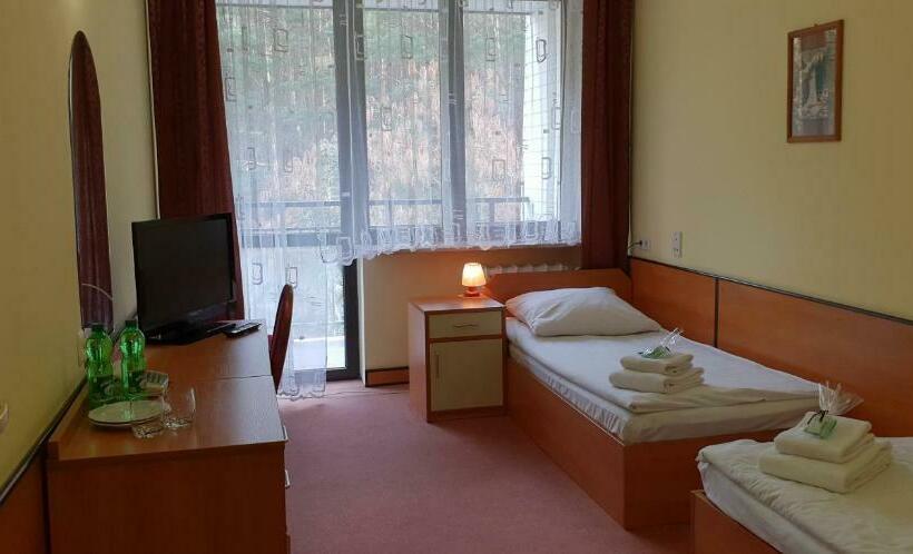 스탠다드 룸, Echo