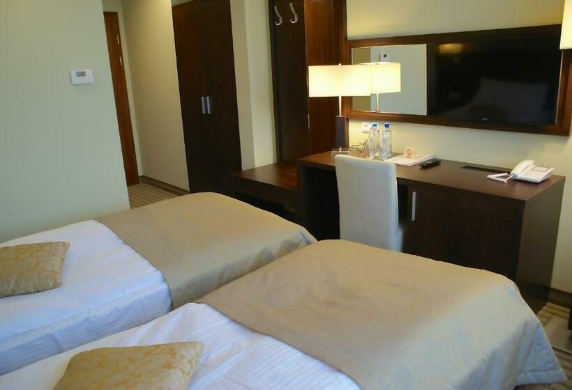 اتاق استاندارد یک نفره, Lazur Spa & Conference