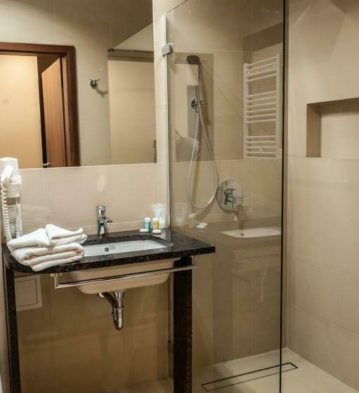 اتاق استاندارد یک نفره, Lazur Spa & Conference