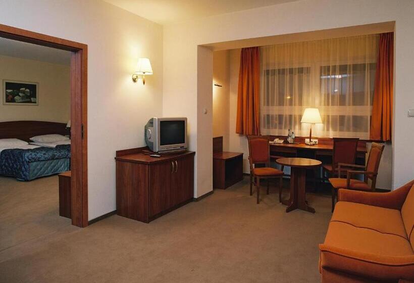 استودیوی استاندارد, Lazur Spa & Conference