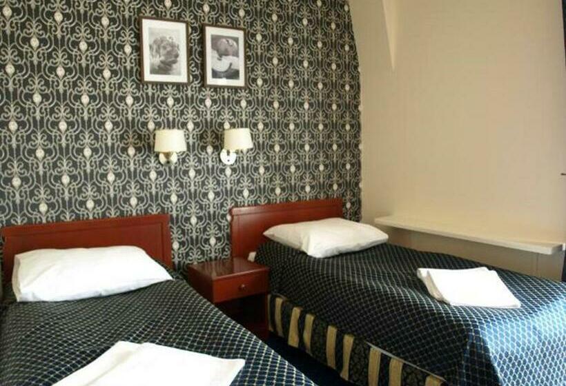 Номер Стандарт, Noce I Dnie