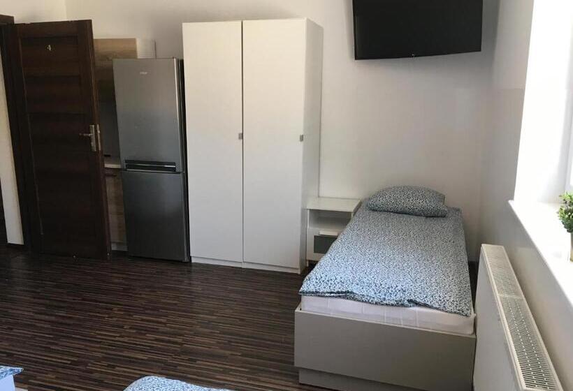 اتاق استاندارد چهار تخته, Pokoje Gdynia