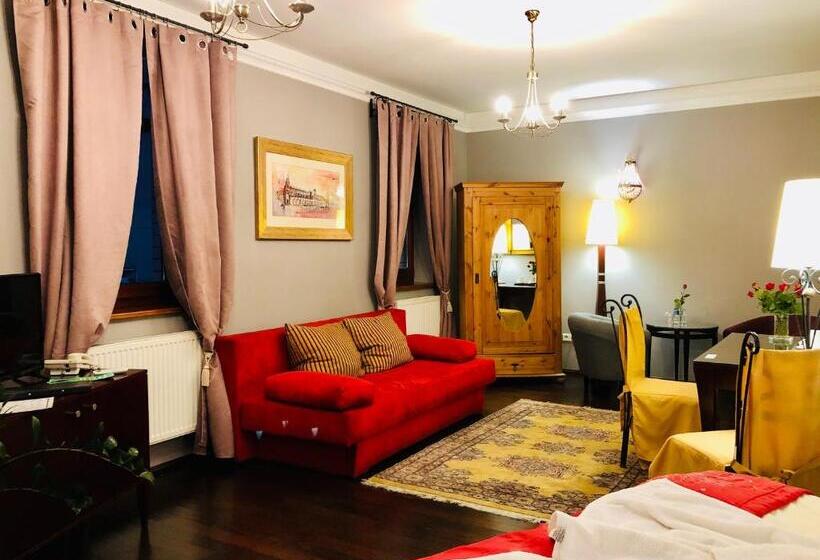 Семейное Студио, Restauracja   Hotel Mocca D Oro