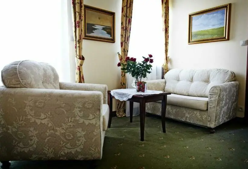バルコニー付き１ベッドルームアパートメント, Villa Bohema