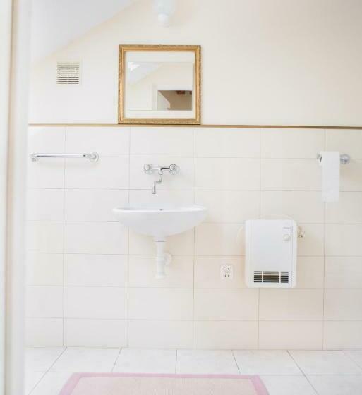 Номер Стандарт Трехместный, Motel Hotelik