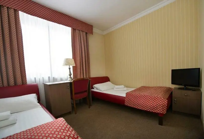 スタンダードルーム, Motel łużycki & Restauracja