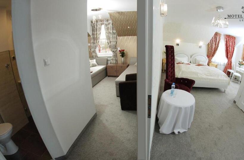 شقة غرفة واحدة, Motel łużycki & Restauracja