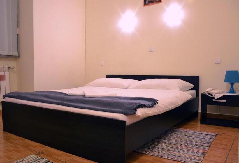 이코노미 싱글 룸, Zajazd Kwadrat