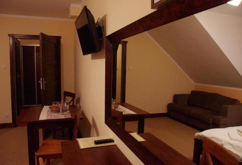 اتاق لوکس, Gościniec Molo